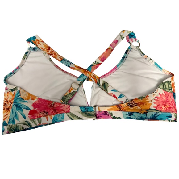 Gorgeous Plus Size Sexy Floral Bikini Set - Picture 3 of 9